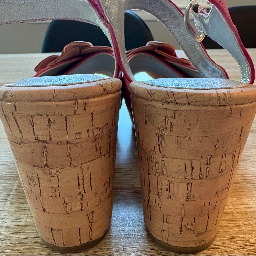 B.OC. Women’s hot pink cork platform & heel sandal size 9M to - Picture 7 of 8